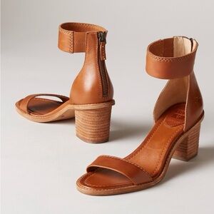 FRYE Women’s 6.5M Cognac Brielle Back Zip Dress Sandal Heels Leather Ankle Strap
